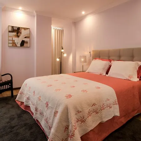 Rosa Do Bairro Alto Апартаменты