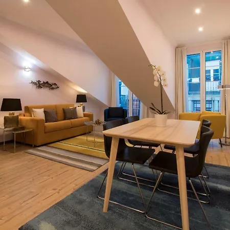 Rosa Do Bairro Alto Лиссабон